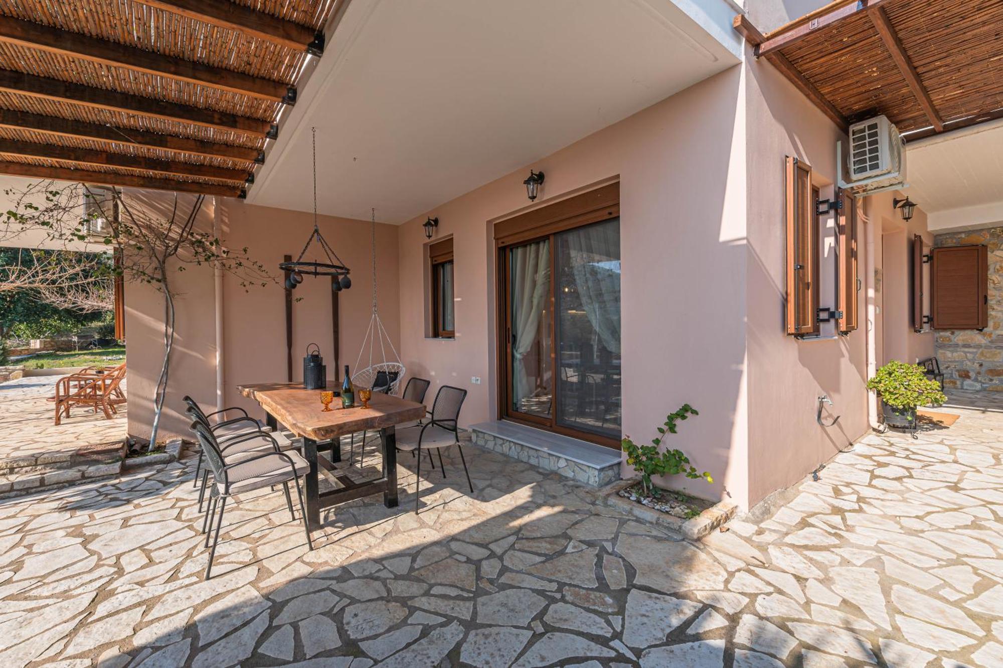 Paralio Astros Beachfront Suite Xiropigado Exterior foto